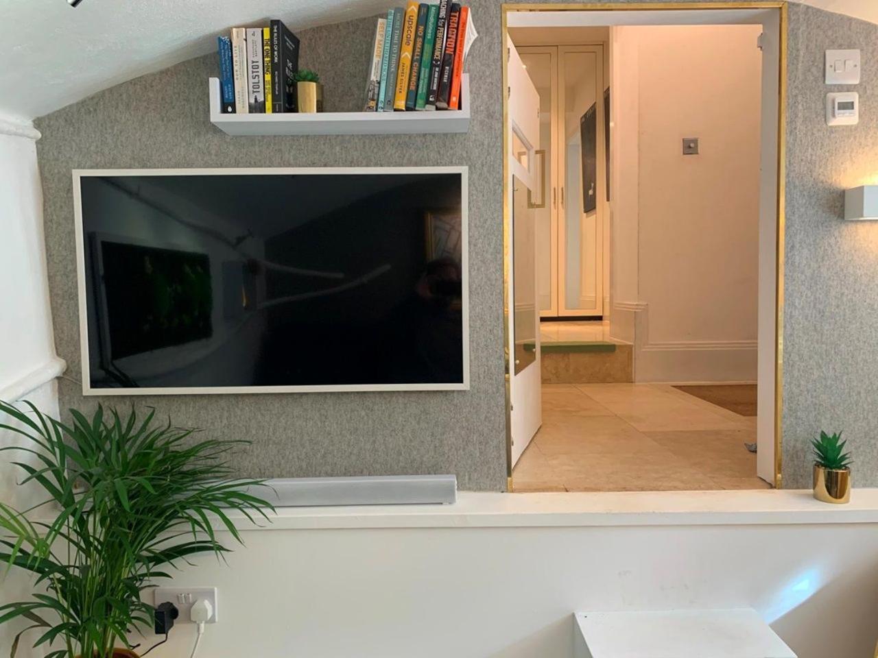 Stylish Apartment With Bbq Kensington Londres Extérieur photo